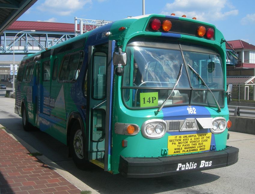 altoona bus 2.JPG